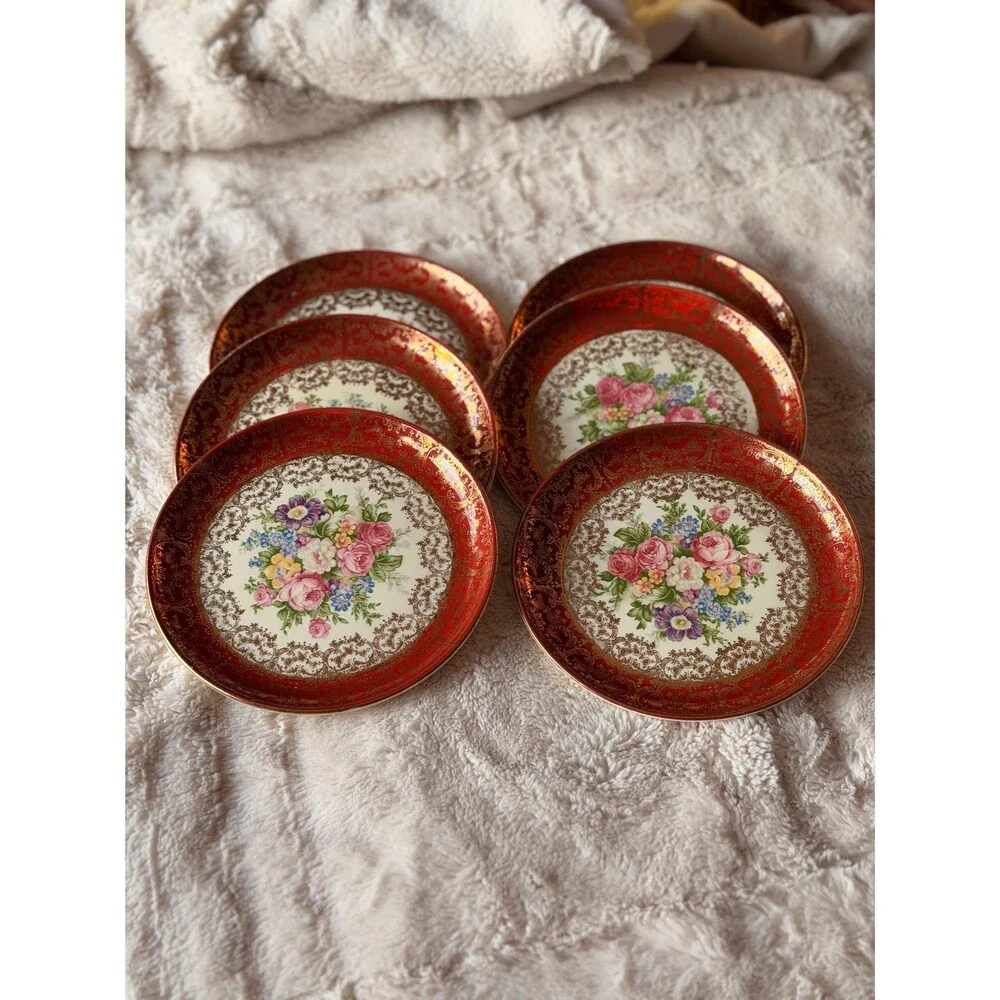 Vintage Floral Dessert Plates with Gold Detail Romantic Tableware set of 6 - Picture 4 of 9